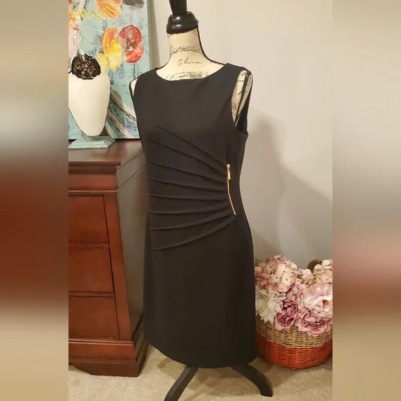 Ivanka Trump Women Black Formal Dress With Beatiful Gold Zipper Size 10 - Picture 1 of 3